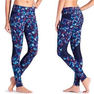 Athleta Be Free Triangular Leggings